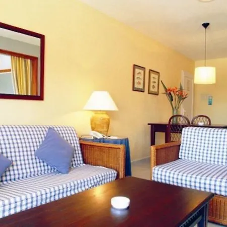 Hg Jardin De Menorca Lägenhetshotell
